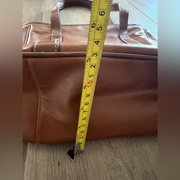 In very good condition. Clean interior. Please check pics for all details - Picture 3 of 11